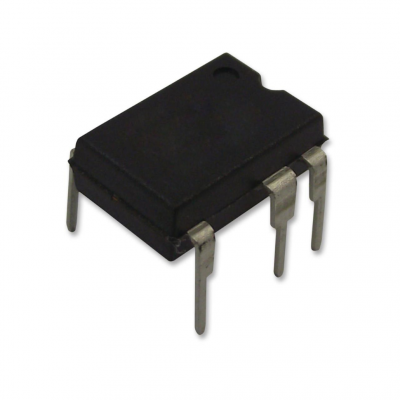 Circuit integrat comutator LNK304PN